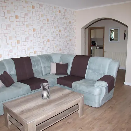 Gastehaus Margareth 4* Бюзум