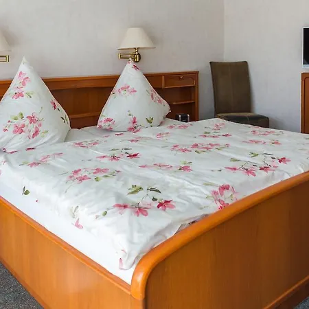 Gastehaus Margareth Бюзум